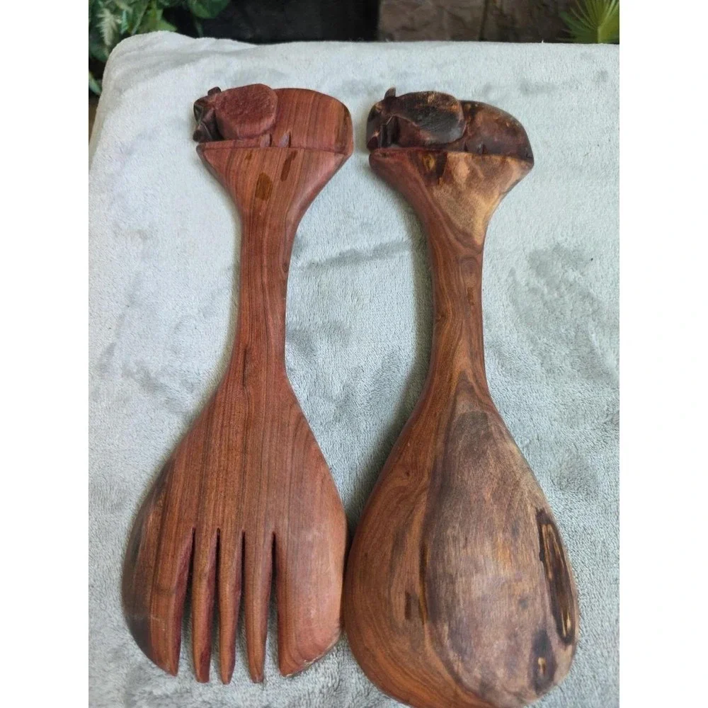 HAND CARVED OLIVE WOOD Bear SALAD SERVERS 2PC SET 11